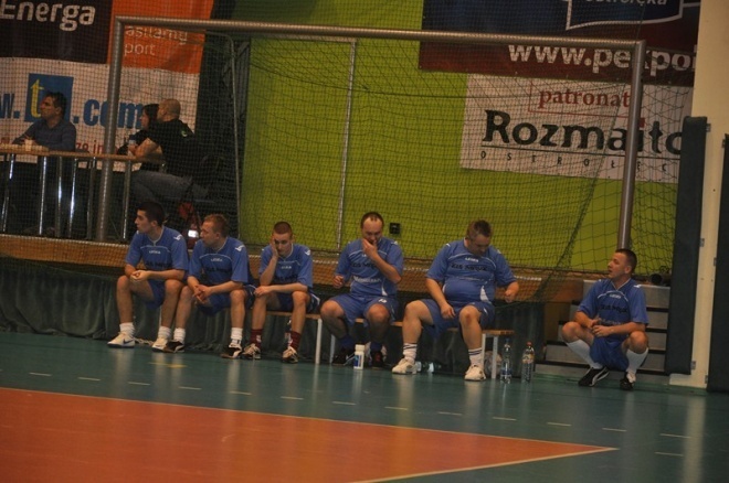 Nocna Liga Futsalu - 4. kolejka (04.01.2013) - zdjęcie #26 - eOstroleka.pl