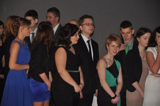 Studniówka III LO (05.01.2013) - zdjęcie #181 - eOstroleka.pl