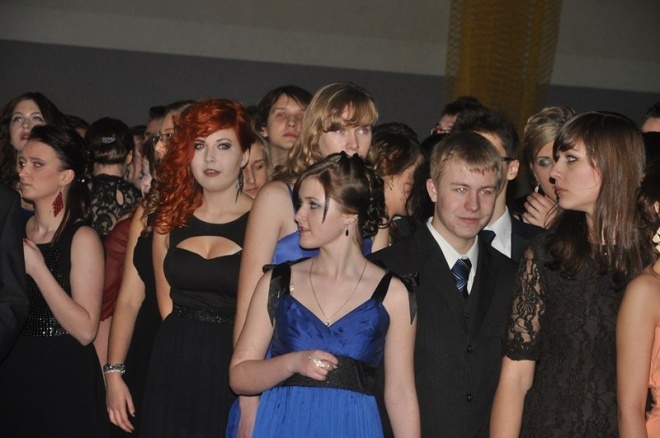 Studniówka III LO (05.01.2013) - zdjęcie #175 - eOstroleka.pl