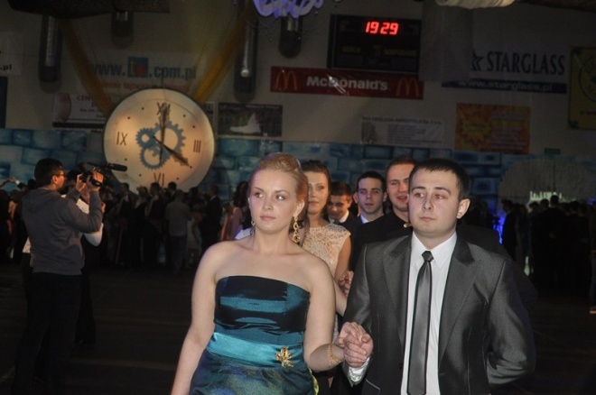 Studniówka III LO (05.01.2013) - zdjęcie #160 - eOstroleka.pl