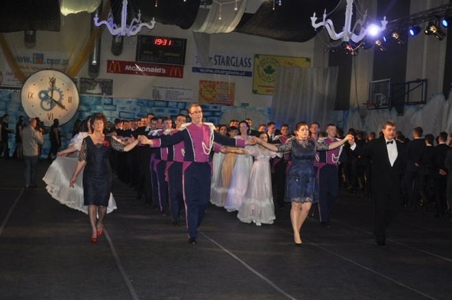 Studniówka III LO (05.01.2013) - zdjęcie #158 - eOstroleka.pl