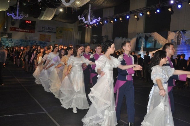 Studniówka III LO (05.01.2013) - zdjęcie #154 - eOstroleka.pl