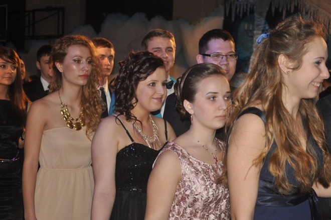 Studniówka III LO (05.01.2013) - zdjęcie #145 - eOstroleka.pl