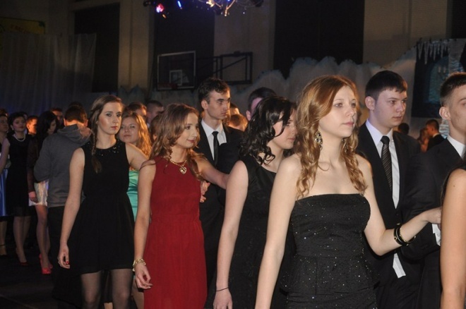 Studniówka III LO (05.01.2013) - zdjęcie #144 - eOstroleka.pl