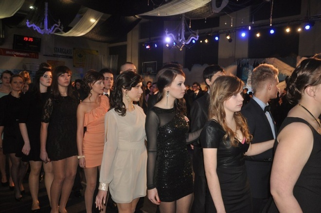 Studniówka III LO (05.01.2013) - zdjęcie #143 - eOstroleka.pl