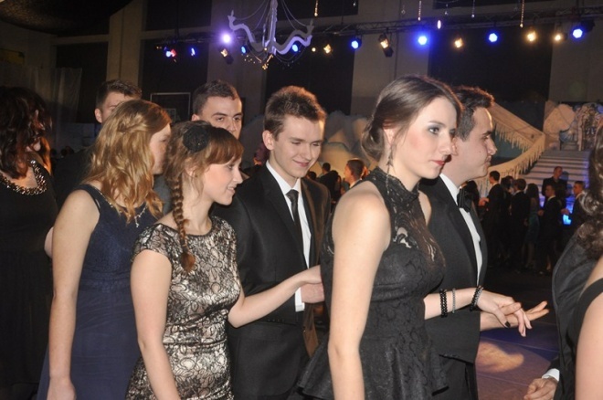 Studniówka III LO (05.01.2013) - zdjęcie #140 - eOstroleka.pl