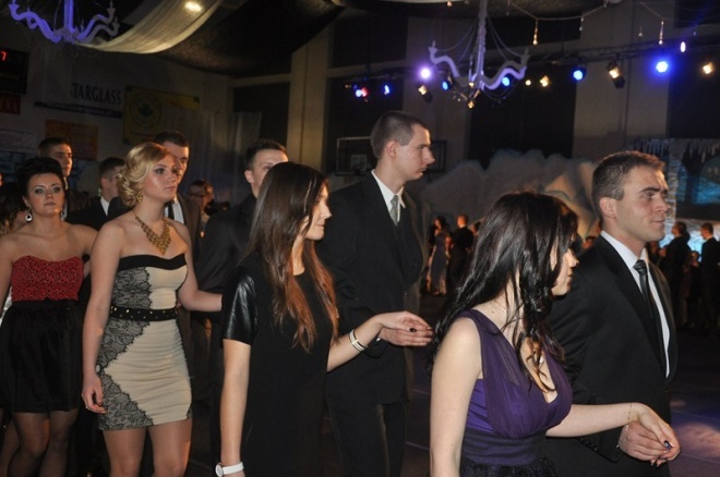 Studniówka III LO (05.01.2013) - zdjęcie #137 - eOstroleka.pl