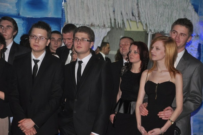 Studniówka III LO (05.01.2013) - zdjęcie #109 - eOstroleka.pl