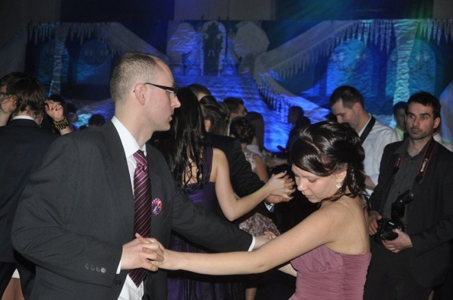 Studniówka III LO (05.01.2013) - zdjęcie #89 - eOstroleka.pl