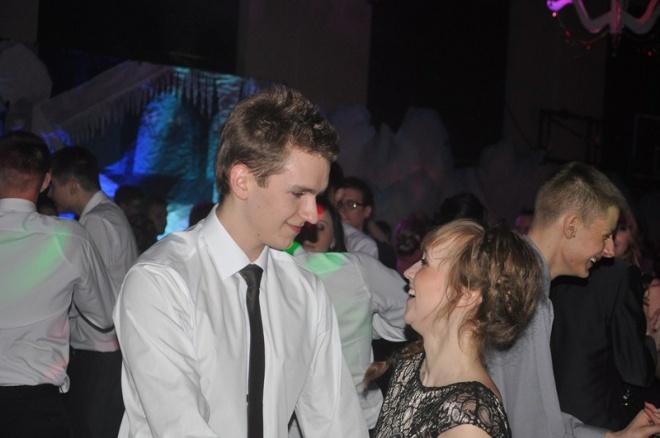 Studniówka III LO (05.01.2013) - zdjęcie #78 - eOstroleka.pl