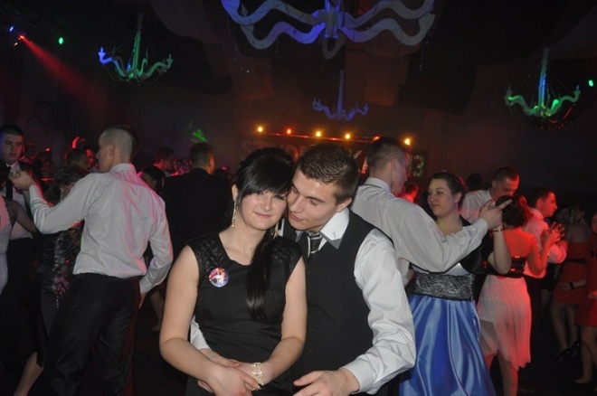 Studniówka III LO (05.01.2013) - zdjęcie #51 - eOstroleka.pl