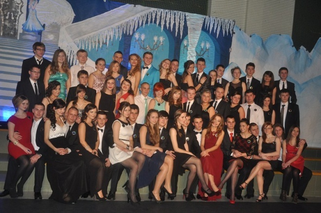 Studniówka III LO (05.01.2013) - zdjęcie #43 - eOstroleka.pl