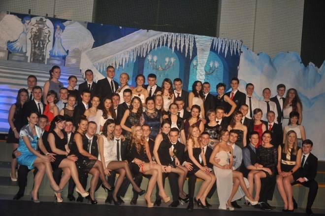 Studniówka III LO (05.01.2013) - zdjęcie #41 - eOstroleka.pl