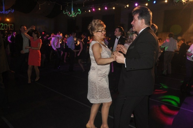 Studniówka III LO (05.01.2013) - zdjęcie #36 - eOstroleka.pl