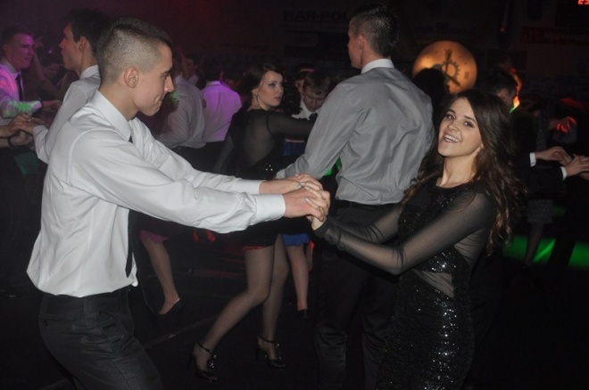 Studniówka III LO (05.01.2013) - zdjęcie #15 - eOstroleka.pl