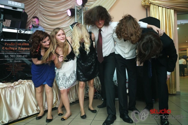 Studniówka 2013: Bal maturalny uczniów I LO [5 I 2013]  - zdjęcie #4 - eOstroleka.pl