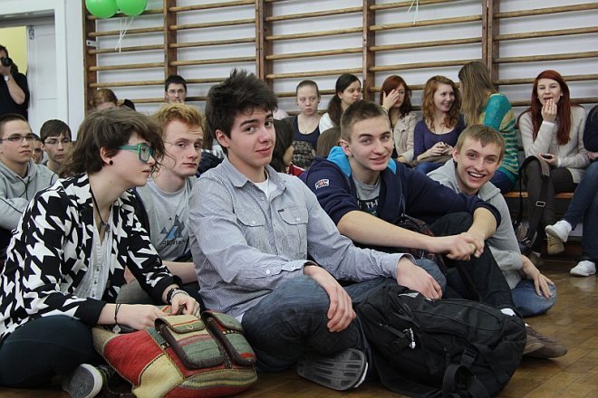 WOŚP 2013: II LO sprzedało kilkadziesiąt przedmiotów [10 I 2013] - zdjęcie #4 - eOstroleka.pl