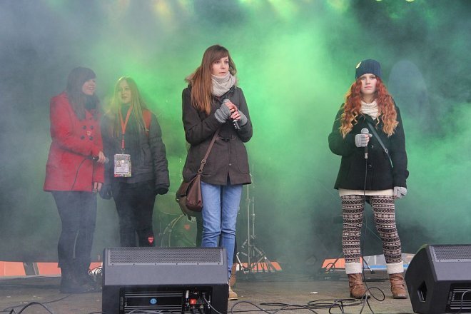 WOŚP 2013: Pierwsze wyniki zbiórki. Wolontariusze zebrali ponad 14 tysięcy złotych [13 I 2013] - zdjęcie #46 - eOstroleka.pl