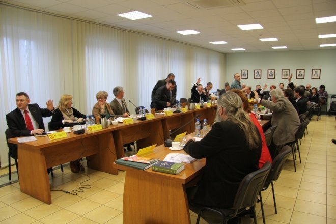 Nadzwyczajna sesja Rady Miasta [14.I.2013] - zdjęcie #1 - eOstroleka.pl