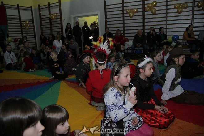 Choinka osiedli Stare Miasto i Łazek [12.01.2013] - zdjęcie #21 - eOstroleka.pl