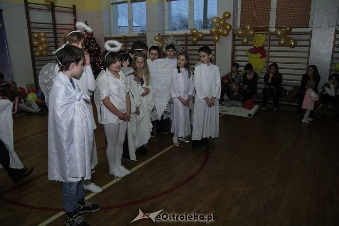 Choinka osiedli Stare Miasto i Łazek [12.01.2013] - zdjęcie #11 - eOstroleka.pl