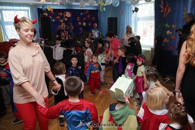Bal karnawałowy w Przedszkolu Miejskim nr 5 [17.01.2013] - zdjęcie #22 - eOstroleka.pl