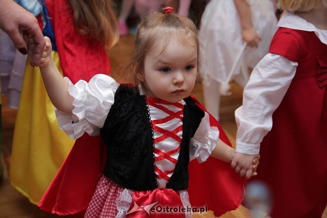 Bal karnawałowy w Przedszkolu Miejskim nr 5 [17.01.2013] - zdjęcie #11 - eOstroleka.pl