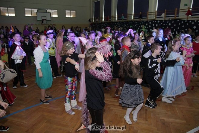 Bal karnawałowy w Szkole Podstawowej nr 6 [17.01.2013] - zdjęcie #8 - eOstroleka.pl