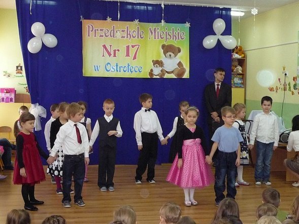 Przedszkolny Turniej Tańca [18.01.2013] - zdjęcie #7 - eOstroleka.pl
