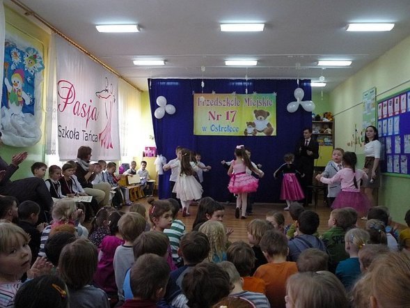 Przedszkolny Turniej Tańca [18.01.2013] - zdjęcie #31 - eOstroleka.pl