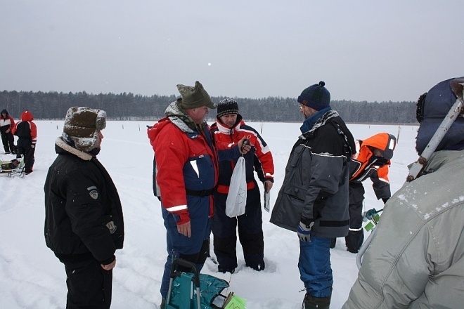 Mistrzostwa w wędkowaniu podlodowym na jeziorze Rekowym [20.01.2013] - zdjęcie #23 - eOstroleka.pl