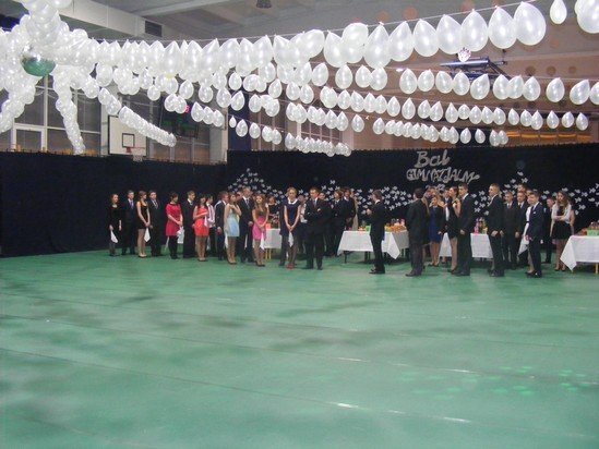 Bal gimnazjalny dla uczniów Gimnazjum nr 2 [19 I 2013] - zdjęcie #115 - eOstroleka.pl