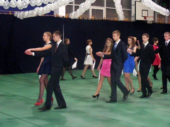 Bal gimnazjalny dla uczniów Gimnazjum nr 2 [19 I 2013] - zdjęcie #110 - eOstroleka.pl