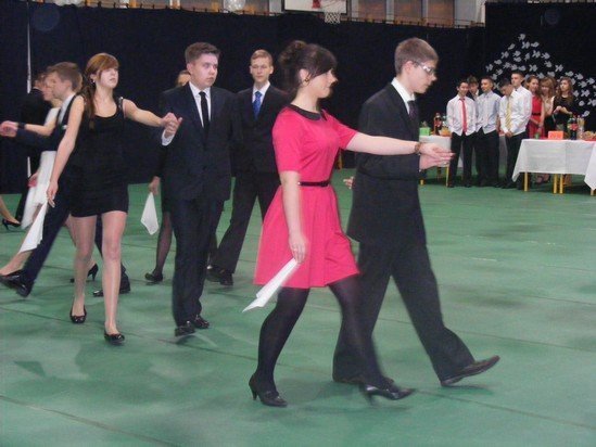 Bal gimnazjalny dla uczniów Gimnazjum nr 2 [19 I 2013] - zdjęcie #109 - eOstroleka.pl