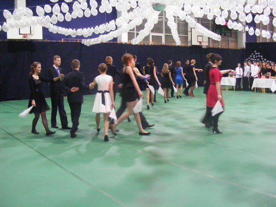 Bal gimnazjalny dla uczniów Gimnazjum nr 2 [19 I 2013] - zdjęcie #91 - eOstroleka.pl