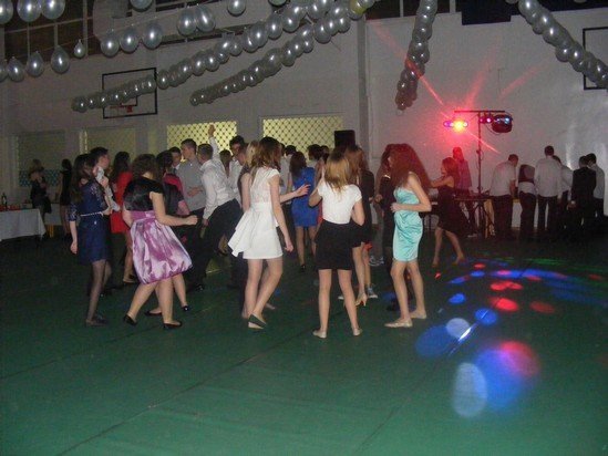 Bal gimnazjalny dla uczniów Gimnazjum nr 2 [19 I 2013] - zdjęcie #54 - eOstroleka.pl