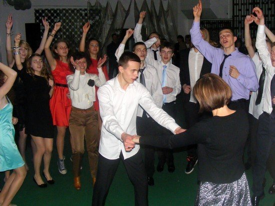 Bal gimnazjalny dla uczniów Gimnazjum nr 2 [19 I 2013] - zdjęcie #17 - eOstroleka.pl
