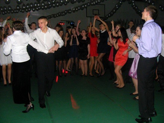 Bal gimnazjalny dla uczniów Gimnazjum nr 2 [19 I 2013] - zdjęcie #18 - eOstroleka.pl