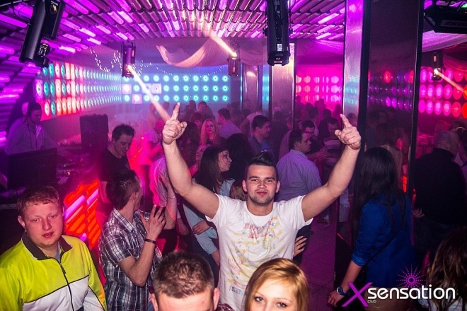 Karnawałowa impreza w klubie Xsensation [19.01.2013] - zdjęcie #1 - eOstroleka.pl