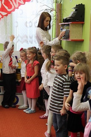 Święto dziadków w Przedszkolu Miejskim nr 1 [23 I 2013] - zdjęcie #2 - eOstroleka.pl