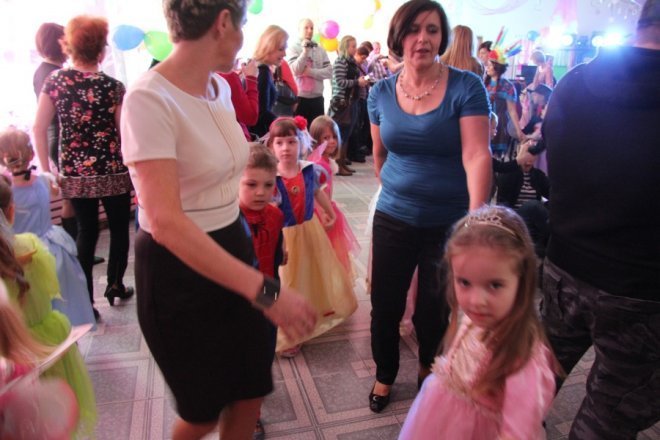 Bal karnawałowy w Przedszkolu Miejskim nr 8 [24 I 2013] - zdjęcie #27 - eOstroleka.pl