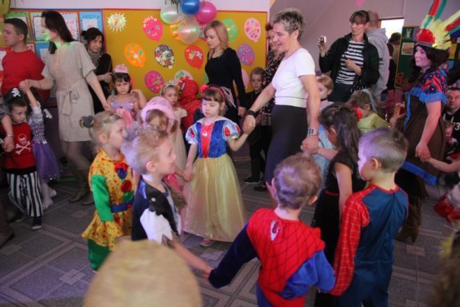 Bal karnawałowy w Przedszkolu Miejskim nr 8 [24 I 2013] - zdjęcie #2 - eOstroleka.pl
