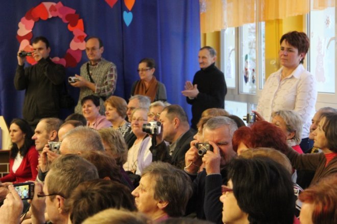 Dzień Babci i Dziadka w Przedszkolu Miejskim nr 7 [23 I 2013] - zdjęcie #10 - eOstroleka.pl