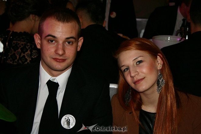 Studniówka w II LO w Ostrołęce [26.01.2013] - zdjęcie #80 - eOstroleka.pl