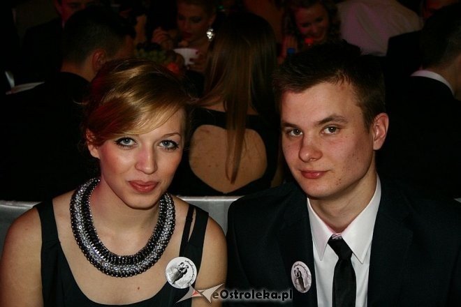 Studniówka w II LO w Ostrołęce [26.01.2013] - zdjęcie #79 - eOstroleka.pl