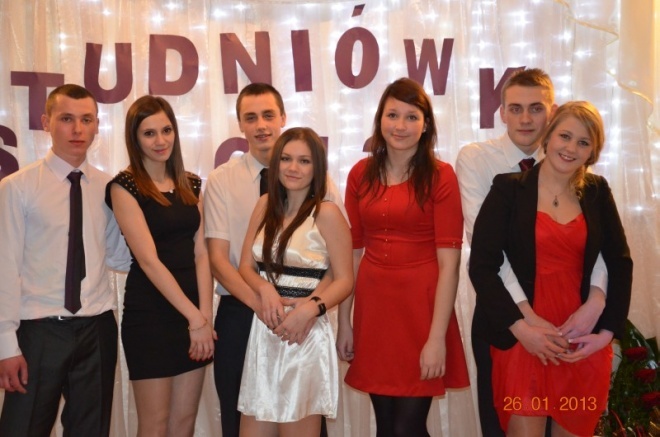 Studniówka w Zespole Szkół Powiatowych w Kadzidle [26.01.2013] - zdjęcie #18 - eOstroleka.pl