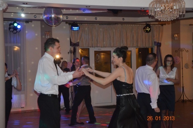 Studniówka w Zespole Szkół Powiatowych w Kadzidle [26.01.2013] - zdjęcie #95 - eOstroleka.pl