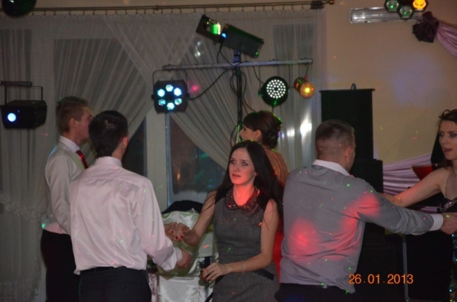 Studniówka w Zespole Szkół Powiatowych w Kadzidle [26.01.2013] - zdjęcie #90 - eOstroleka.pl