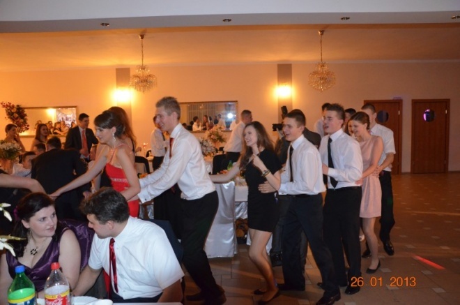 Studniówka w Zespole Szkół Powiatowych w Kadzidle [26.01.2013] - zdjęcie #85 - eOstroleka.pl