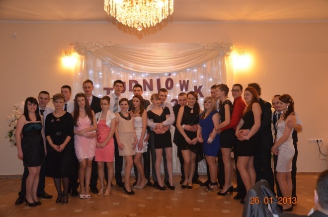 Studniówka w Zespole Szkół Powiatowych w Kadzidle [26.01.2013] - zdjęcie #70 - eOstroleka.pl